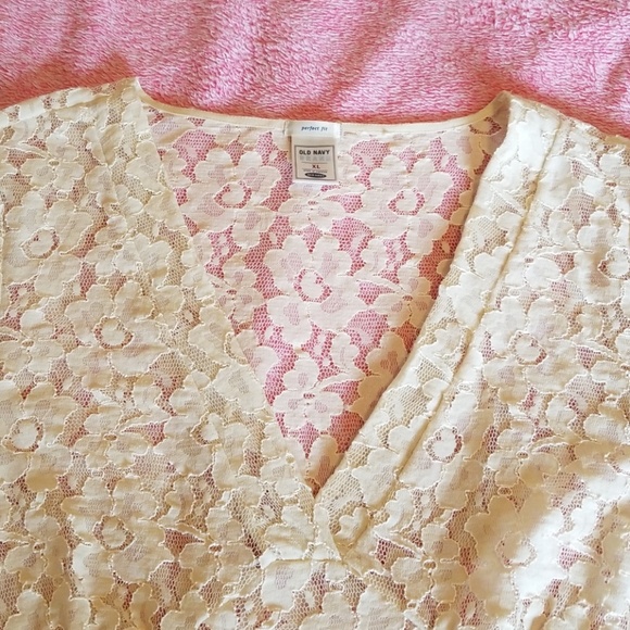 Old Navy Cream Stretch Lace Shirt - XL - Picture 3 of 3